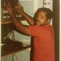 Thomas “Yakub” at the DJ setup
